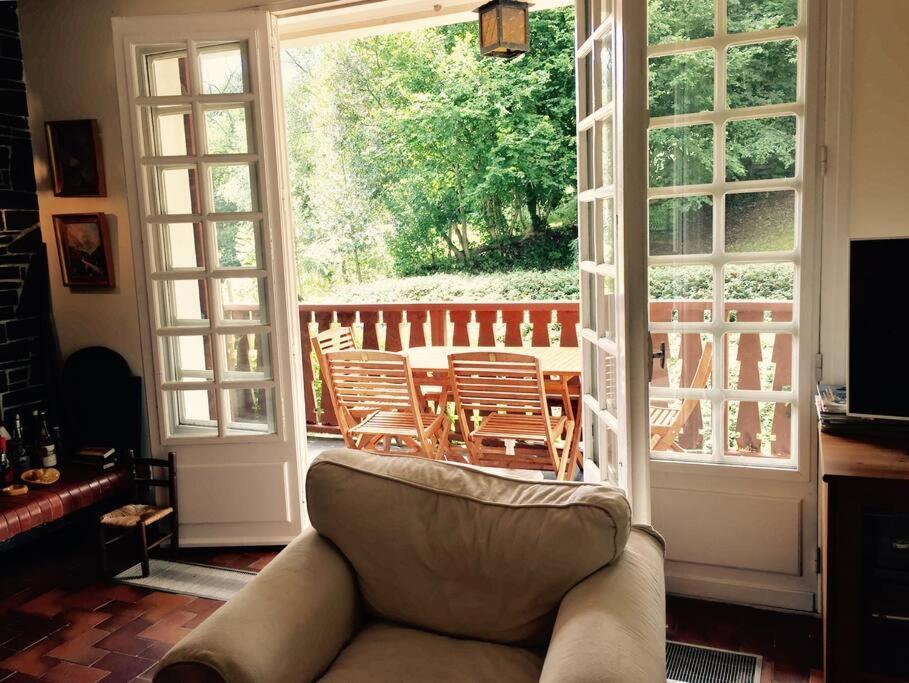 Grande Maison Confortable A Bagneres Екстер'єр фото